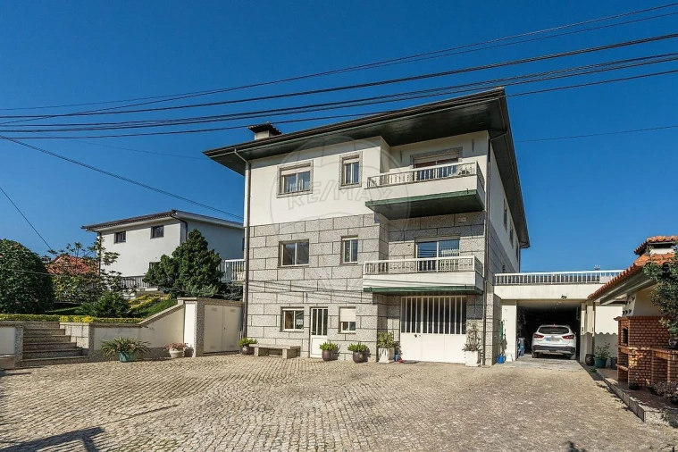 Moradia T3 para Venda em Mesão Frio Foto 50