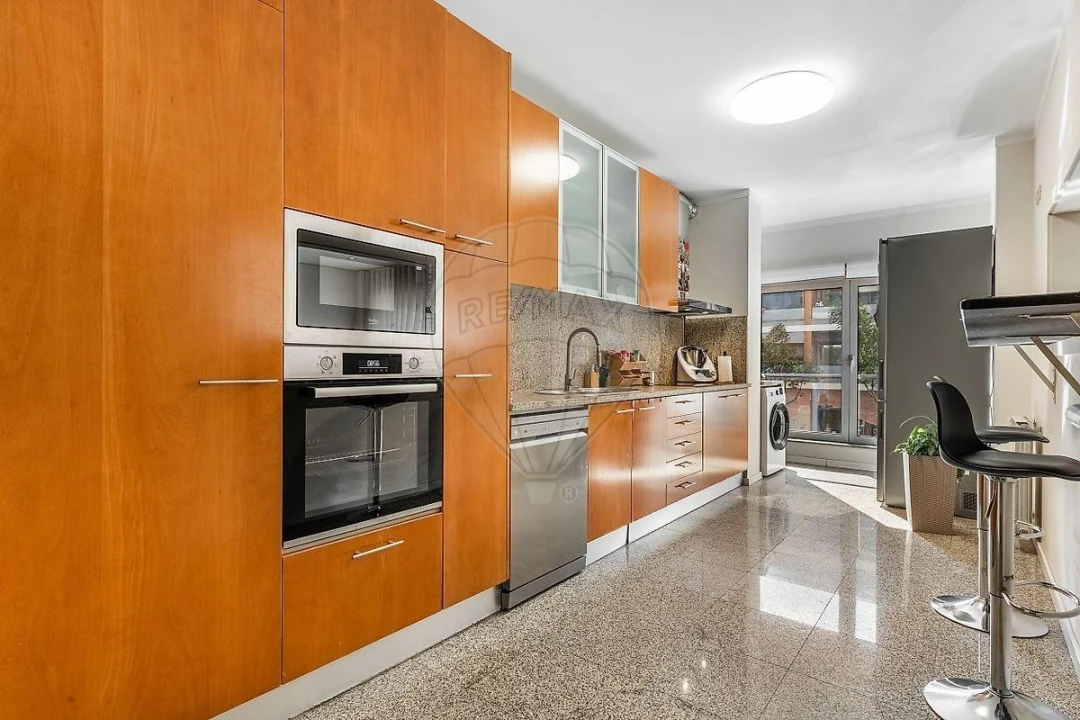 Apartamento T3 para Venda em Braga (Maximinos, Sé e Cividade) Foto 6