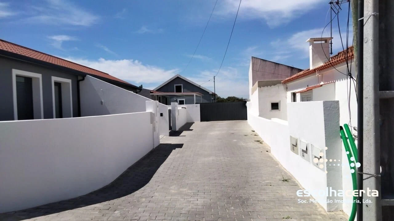 Moradia T1 para Venda em Quinta do Anjo Foto 3