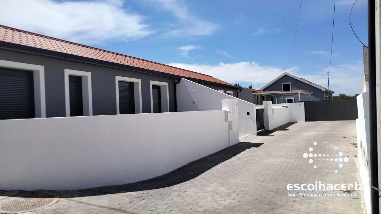 Moradia T1 para Venda em Quinta do Anjo Foto 5