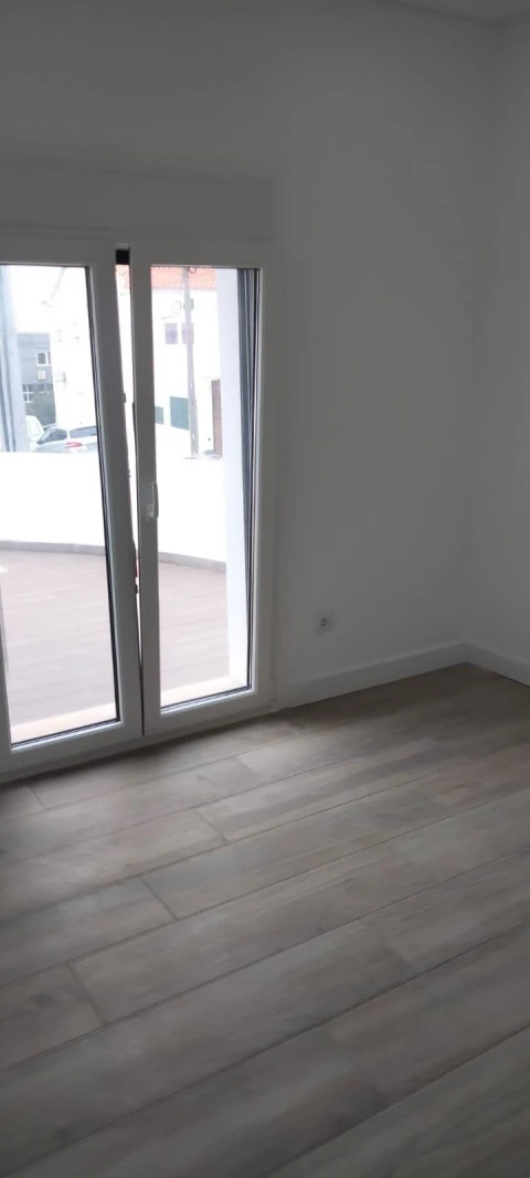 Moradia T1 para Venda em Quinta do Anjo