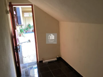Armazém para Venda em Costa da Caparica