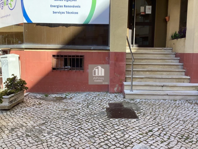 Armazém para Venda em Costa da Caparica Foto 12