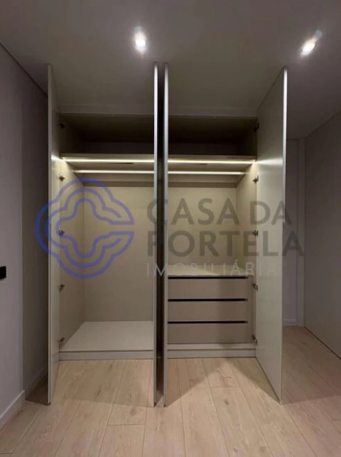 Apartamento T3 para Venda em Gondomar (São Cosme), Valbom e Jovim