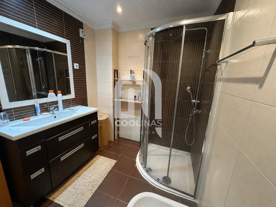 Apartamento T2 para Venda em Moita Foto 3