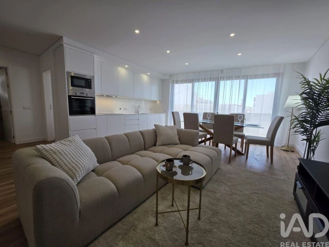 Apartamento T2 para Venda em Olhão Foto 2