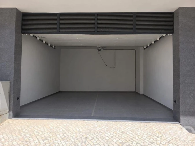 Apartamento T2 para Venda em Olhão Foto 13
