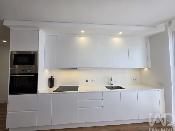 Apartamento T2 para Venda em Olhão Foto 10