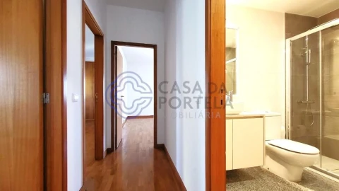 Apartamento T3 para Venda em Póvoa de Varzim, Beiriz e Argivai
