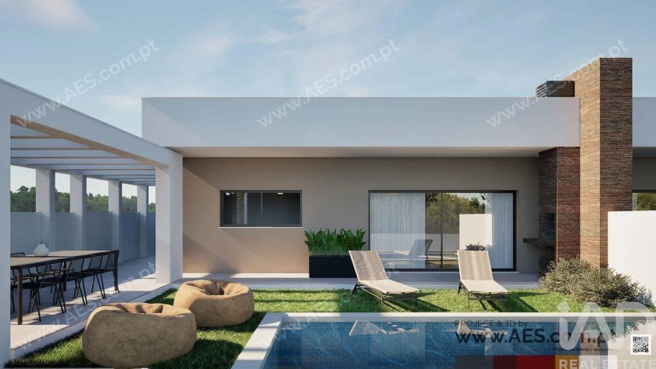 Moradia T4 para Venda em Fernao Ferro Foto 1