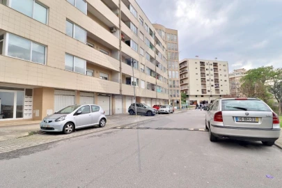 Apartamento T3 para Venda em Braga (São José de São Lázaro e São João do Souto)