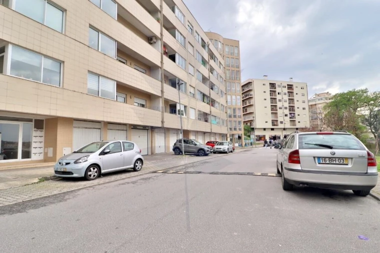 Apartamento T3 para Venda em Braga (São José de São Lázaro e São João do Souto) Foto 8