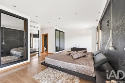 Apartamento T4 para Venda em Loule (São Clemente)