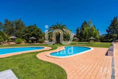 Apartamento T4 para Venda em Loule (São Clemente)
