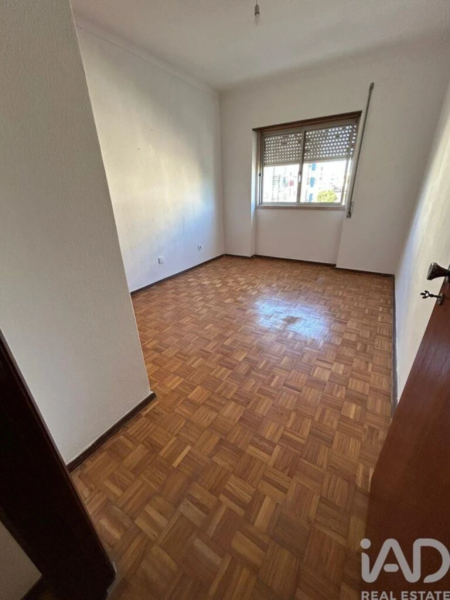 Apartamento T3 para Venda em Rio Maior Foto 17