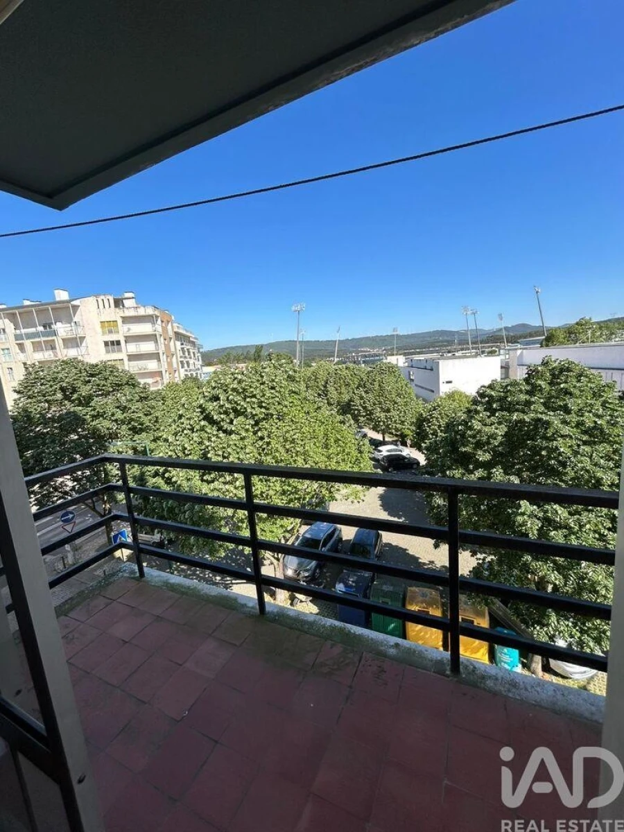 Apartamento T3 para Venda em Rio Maior Foto 5