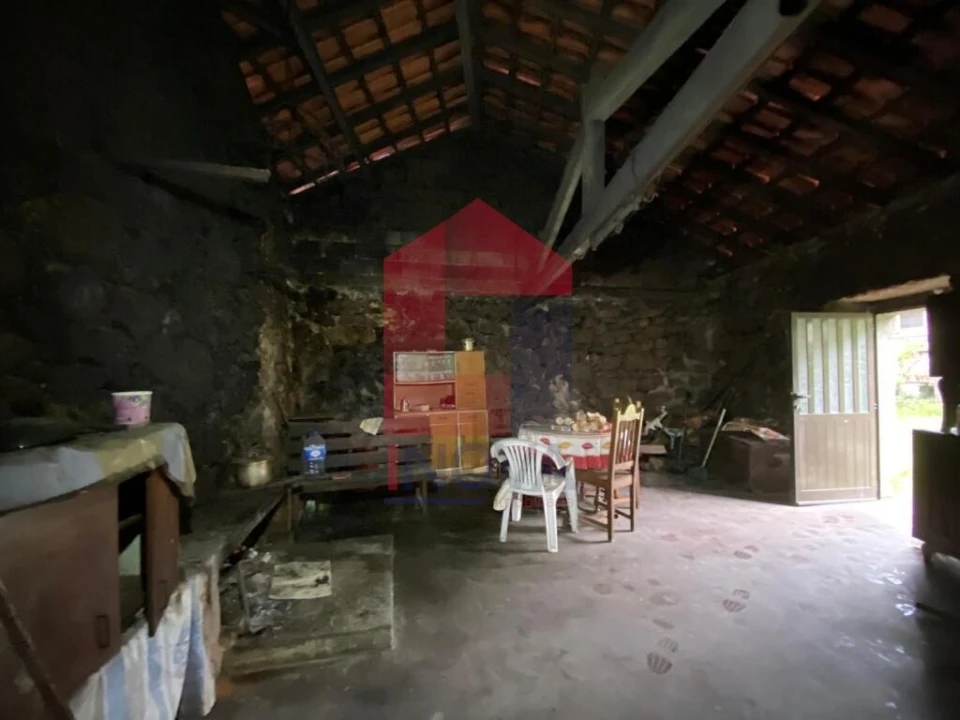 Moradia T7 para Venda em Valbom (São Pedro), Passô e Valbom (São Martinho) Foto 27