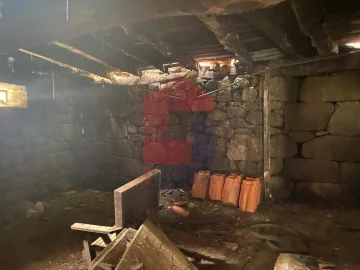 Moradia T7 para Venda em Valbom (São Pedro), Passô e Valbom (São Martinho)