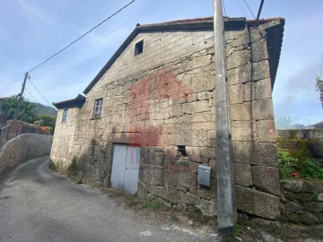 Moradia T7 para Venda em Valbom (São Pedro), Passô e Valbom (São Martinho)