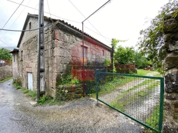 Moradia T7 para Venda em Valbom (São Pedro), Passô e Valbom (São Martinho)