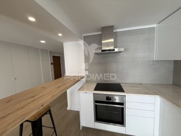 Apartamento T2 para Venda em Romeira e Várzea
