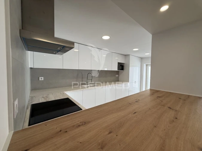 Apartamento T2 para Venda em Romeira e Várzea Foto 14
