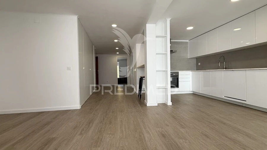 Apartamento T2 para Venda em Romeira e Várzea