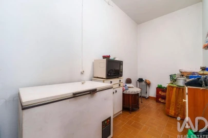Moradia T6 para Venda em Quarteira