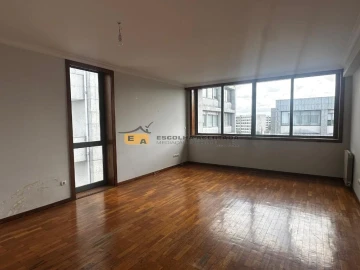 Apartamento T2 para Venda em Moreira