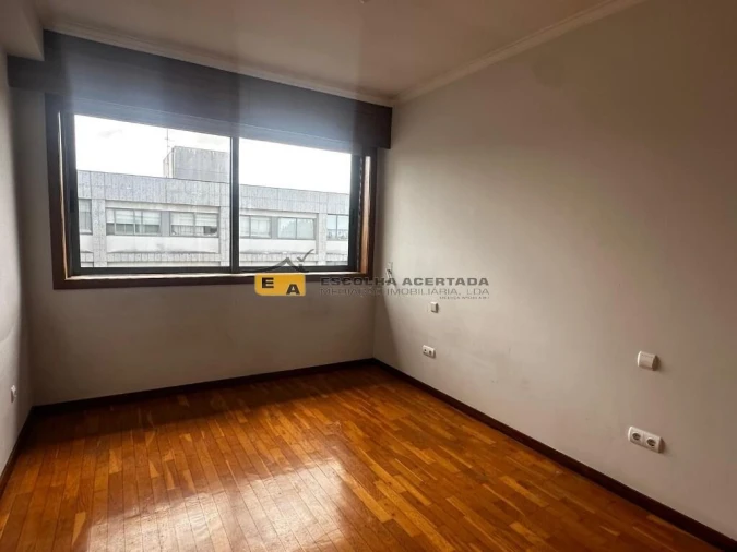 Apartamento T2 para Venda em Moreira Foto 7