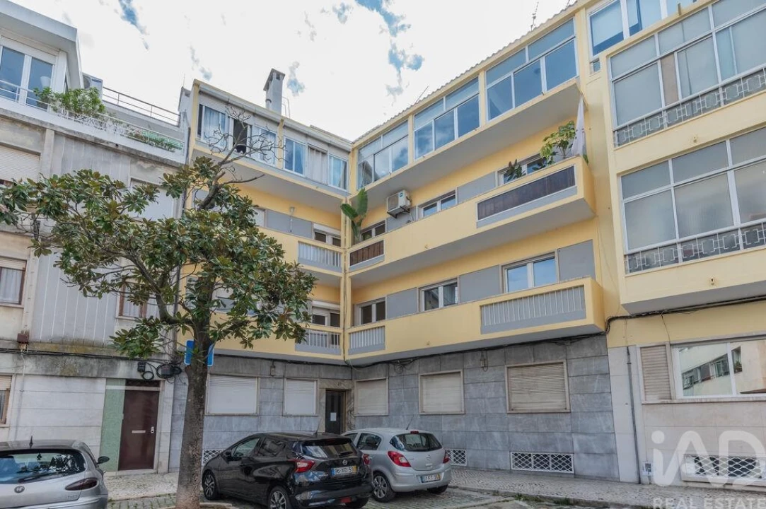 Apartamento T2 para Venda em Estrela Foto 23