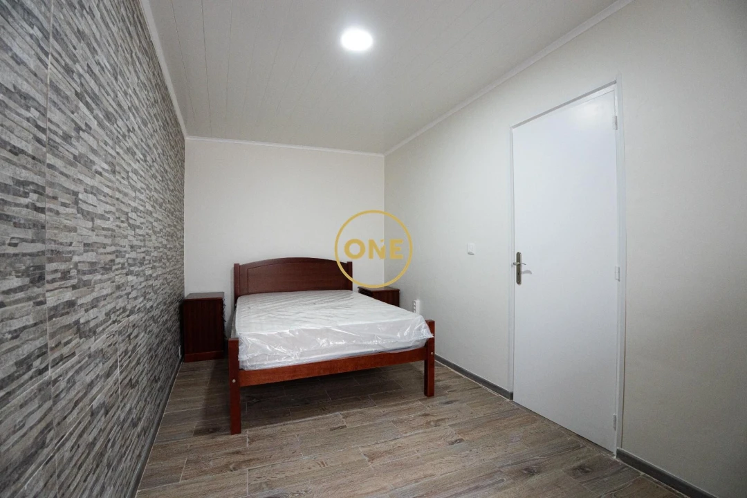 Moradia T3 para Venda em Ponta Delgada (São Sebastião) Foto 5