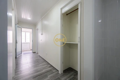 Moradia T3 para Venda em Ponta Delgada (São Sebastião)