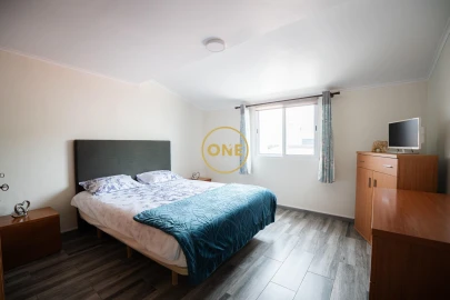 Moradia T3 para Venda em Ponta Delgada (São Sebastião)