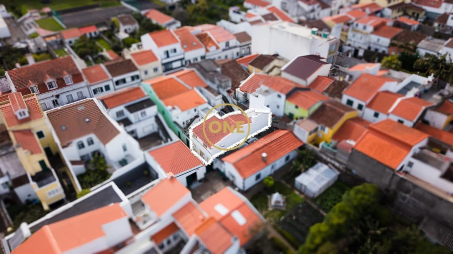Moradia T3 para Venda em Ponta Delgada (São Sebastião) Foto 28