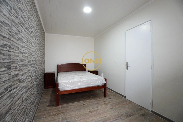 Moradia T3 para Venda em Ponta Delgada (São Sebastião) Foto 5