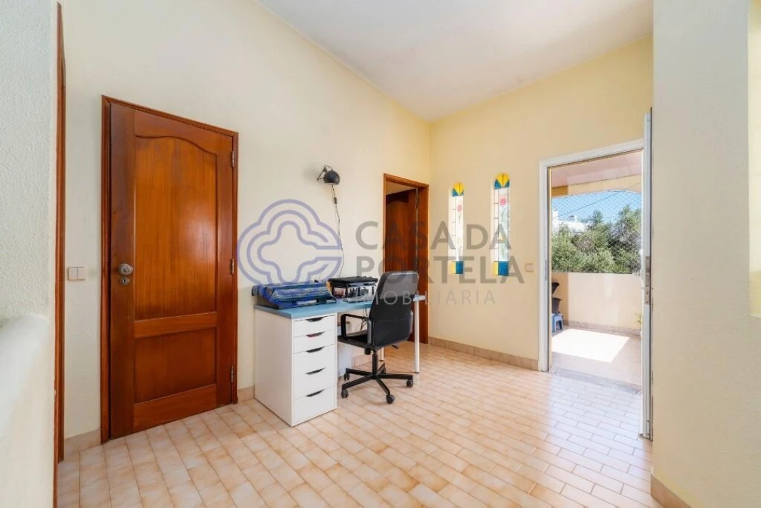 Moradia T3 para Venda em Loule (São Sebastião) Foto 40