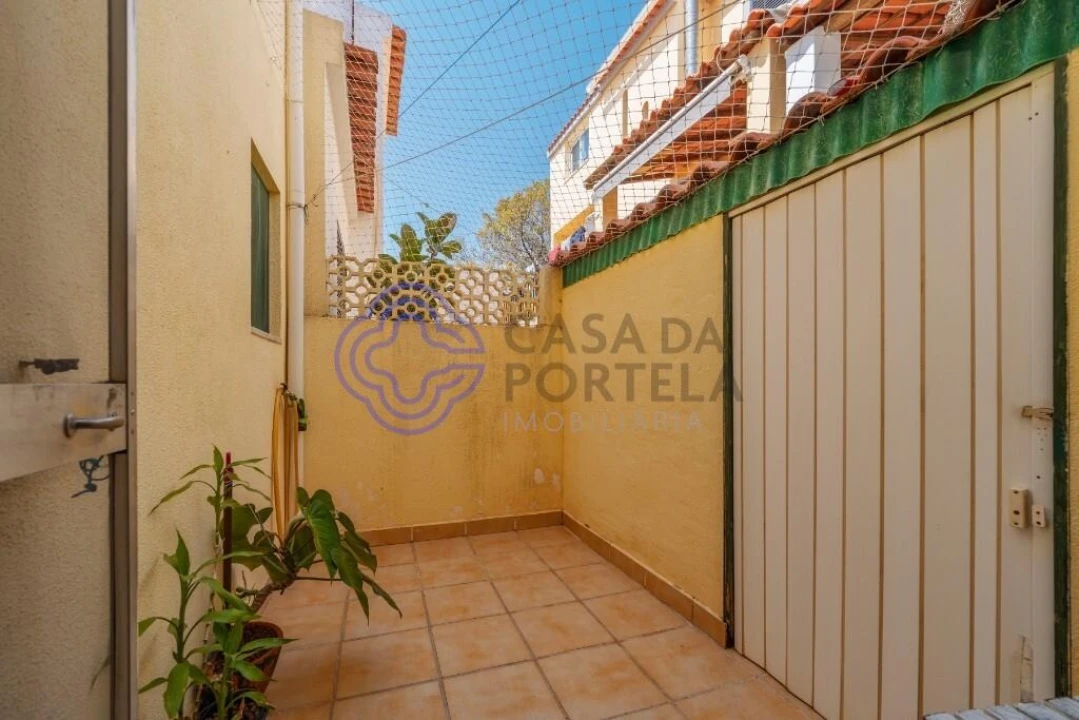 Moradia T3 para Venda em Loule (São Sebastião) Foto 36
