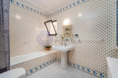 Moradia T3 para Venda em Loule (São Sebastião)