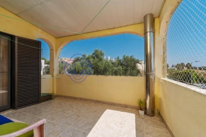 Moradia T3 para Venda em Loule (São Sebastião)
