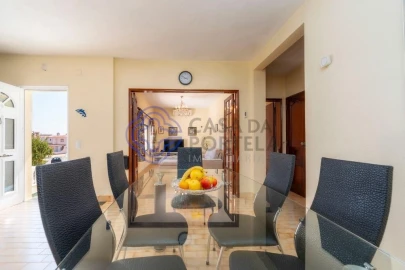 Moradia T3 para Venda em Loule (São Sebastião)