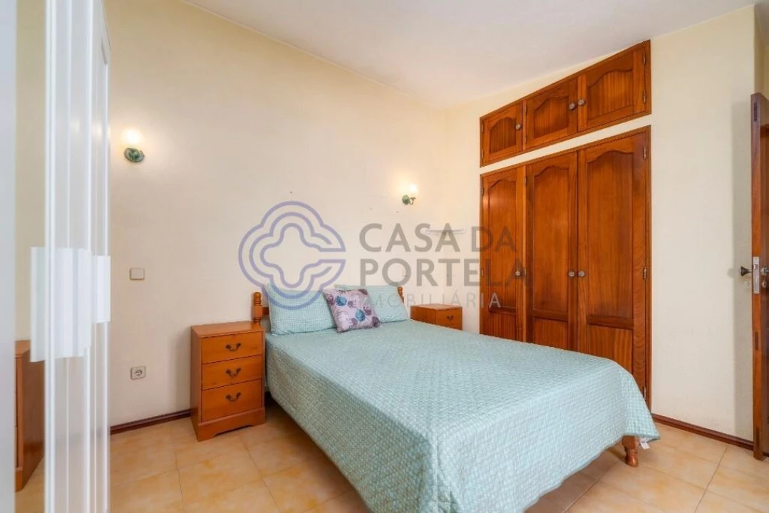 Moradia T3 para Venda em Loule (São Sebastião) Foto 45