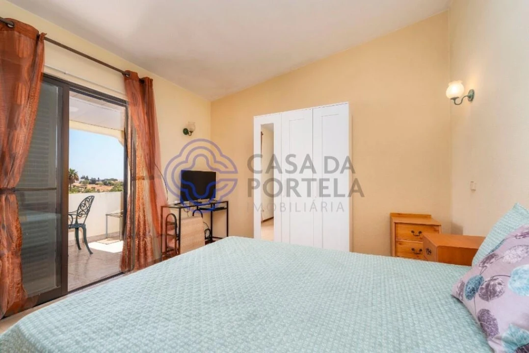 Moradia T3 para Venda em Loule (São Sebastião) Foto 44
