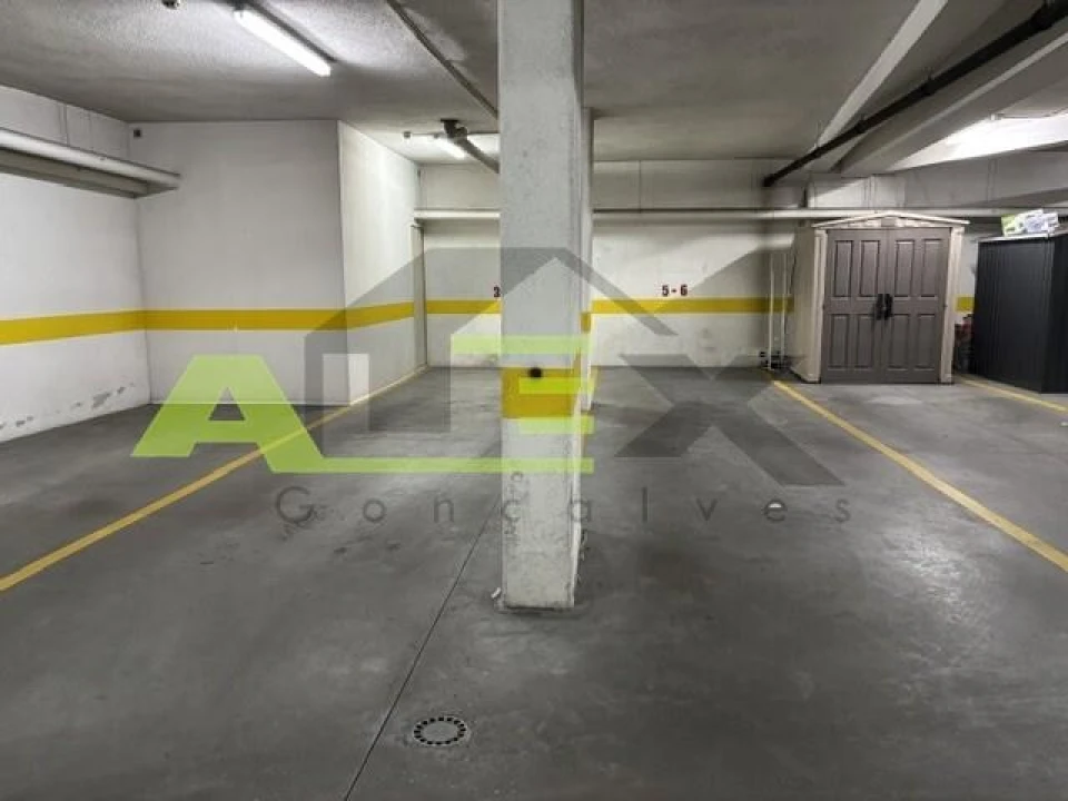 Apartamento T3 para Venda em Odivelas Foto 37