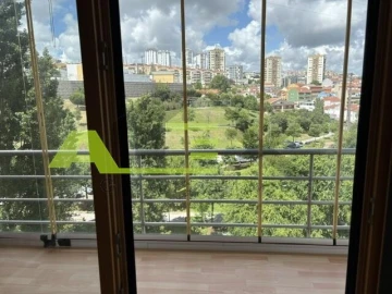 Apartamento T3 para Venda em Odivelas