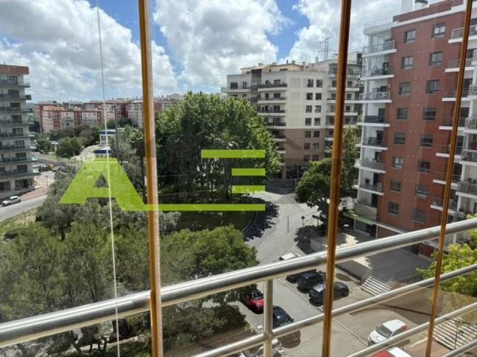Apartamento T3 para Venda em Odivelas Foto 6