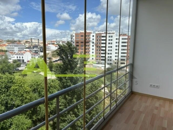 Apartamento T3 para Venda em Odivelas Foto 23