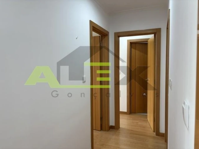 Apartamento T3 para Venda em Odivelas Foto 16