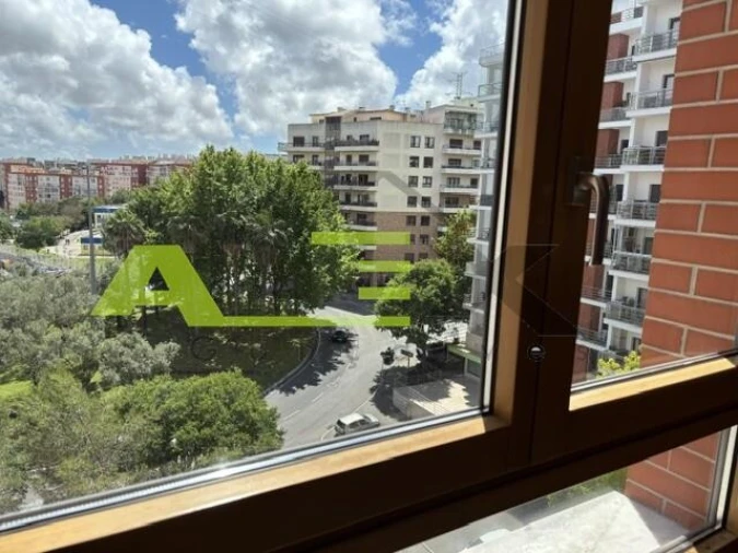 Apartamento T3 para Venda em Odivelas Foto 12