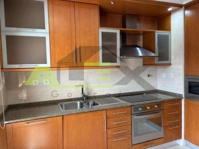 Apartamento T3 para Venda em Odivelas Foto 13